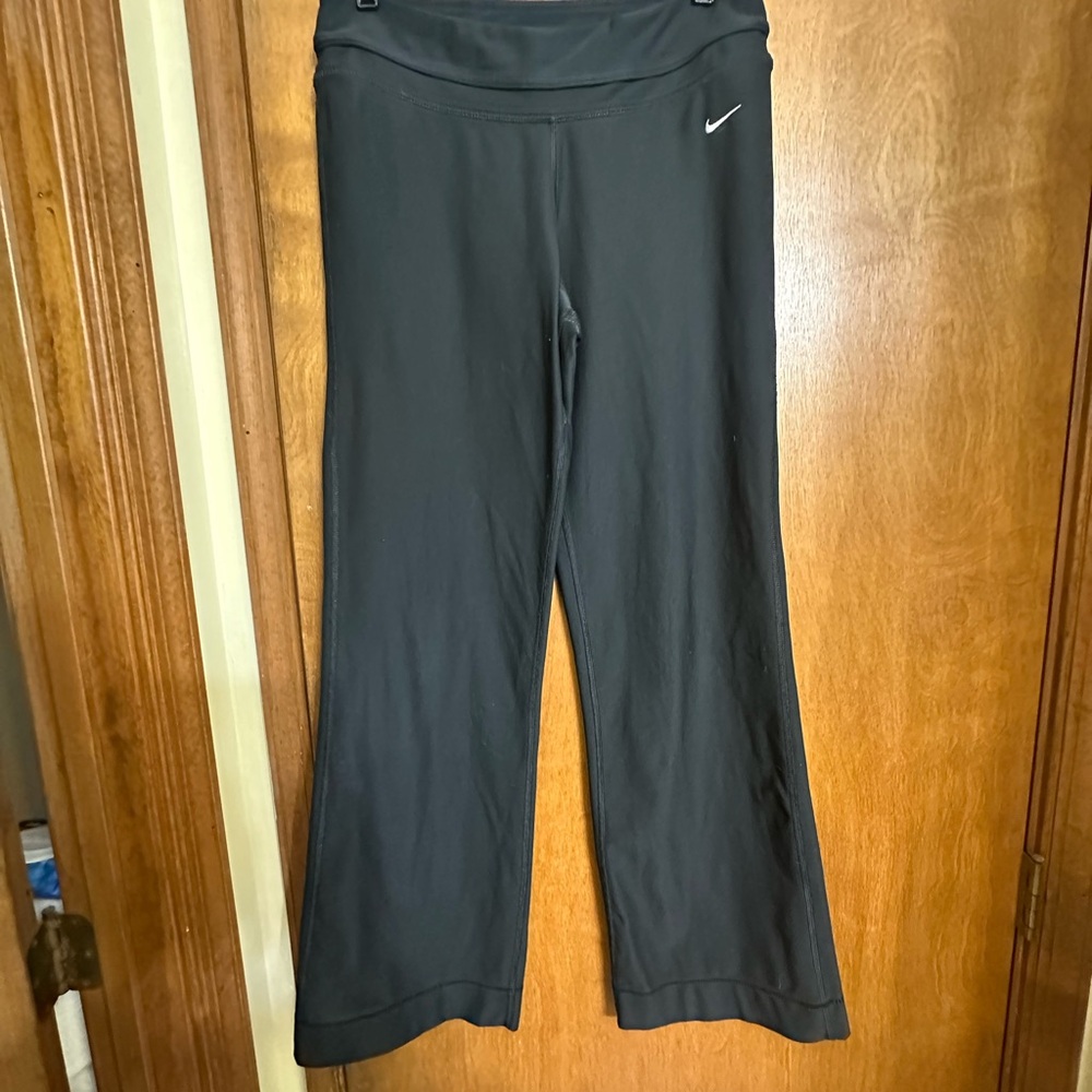Nike Dri-FIT Flare Leggings